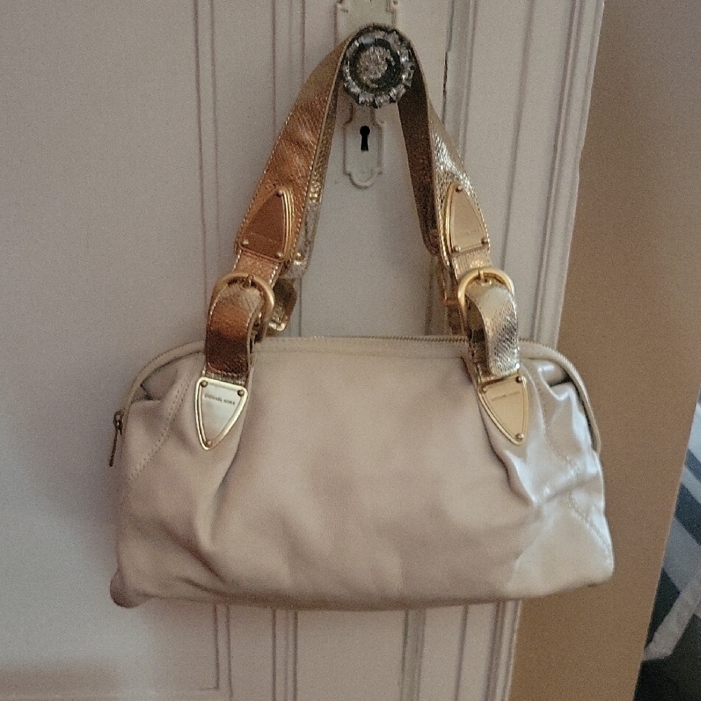 Michael Kors Cream and Gold Shoulder Bag